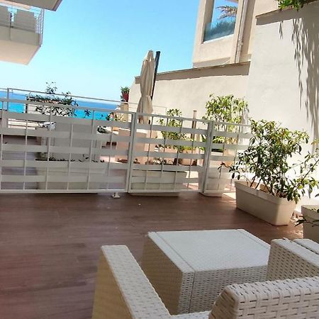 Spuma Di Mare Aparthotel Gallipolli Exteriör bild