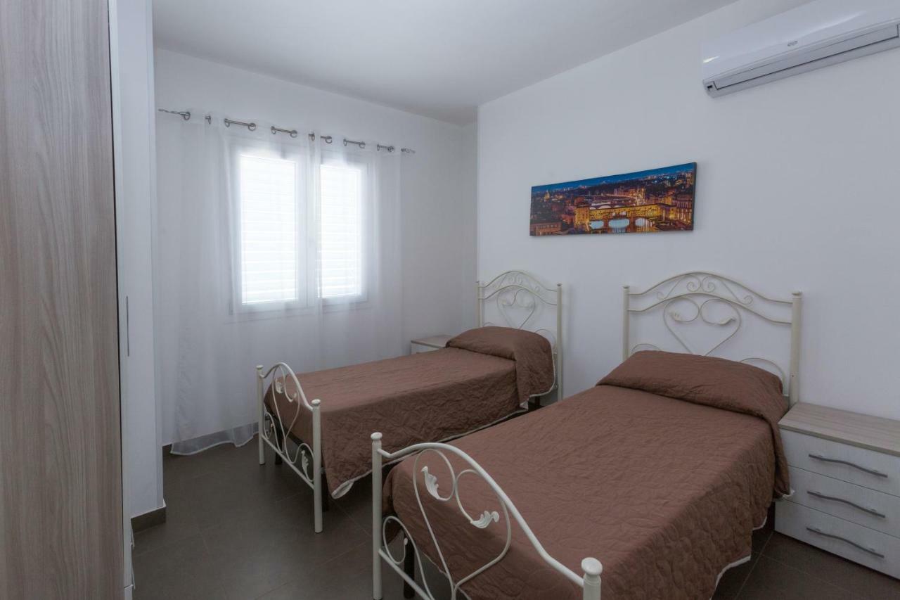 Spuma Di Mare Aparthotel Gallipolli Exteriör bild
