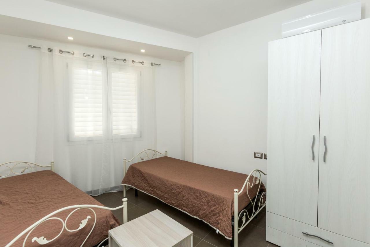 Spuma Di Mare Aparthotel Gallipolli Exteriör bild