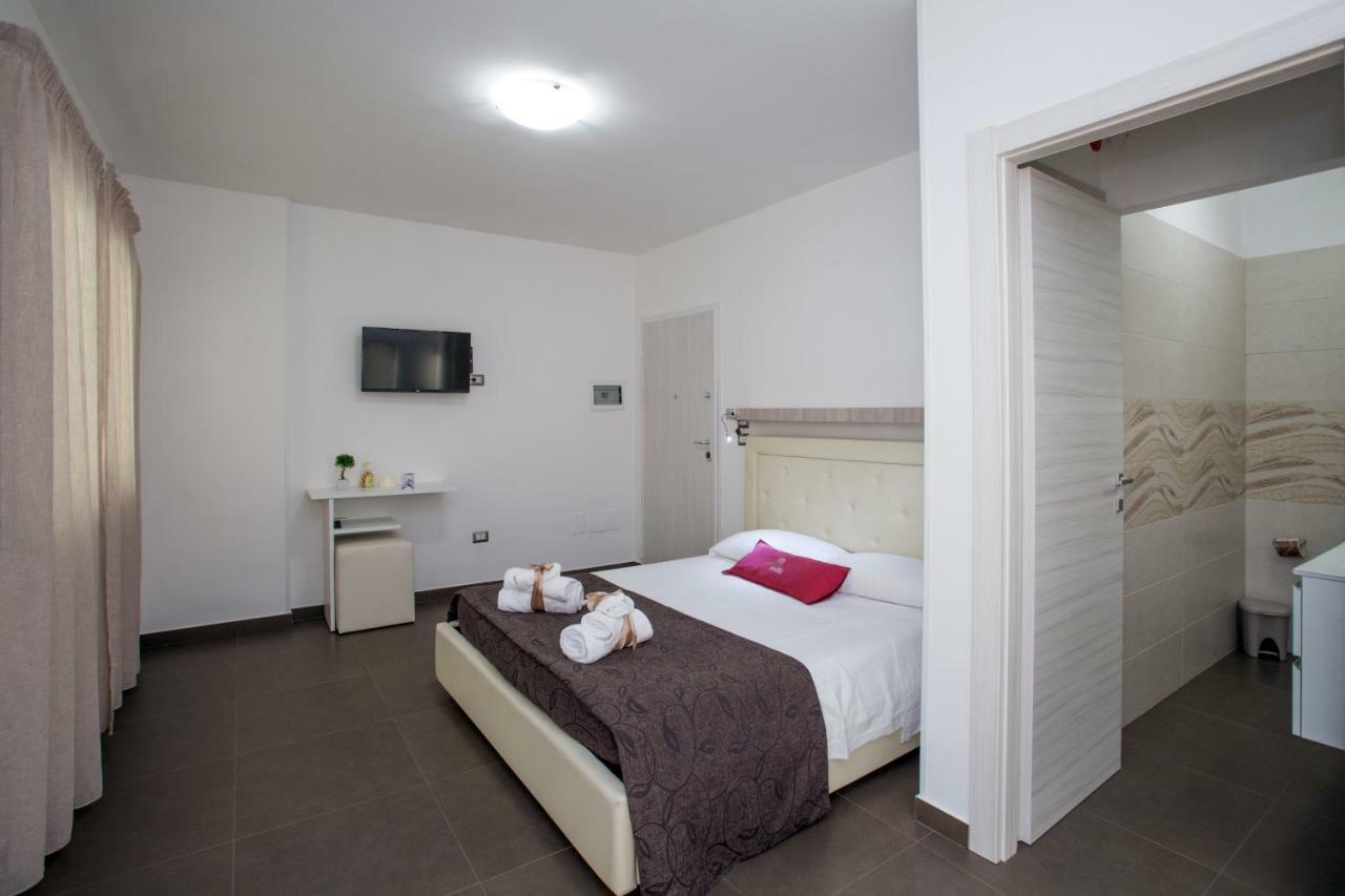 Spuma Di Mare Aparthotel Gallipolli Exteriör bild