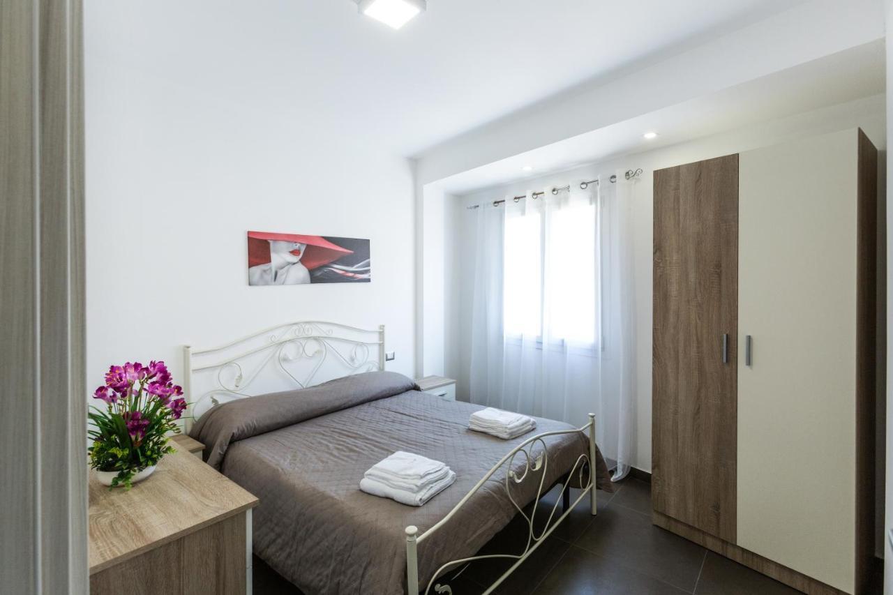 Spuma Di Mare Aparthotel Gallipolli Exteriör bild